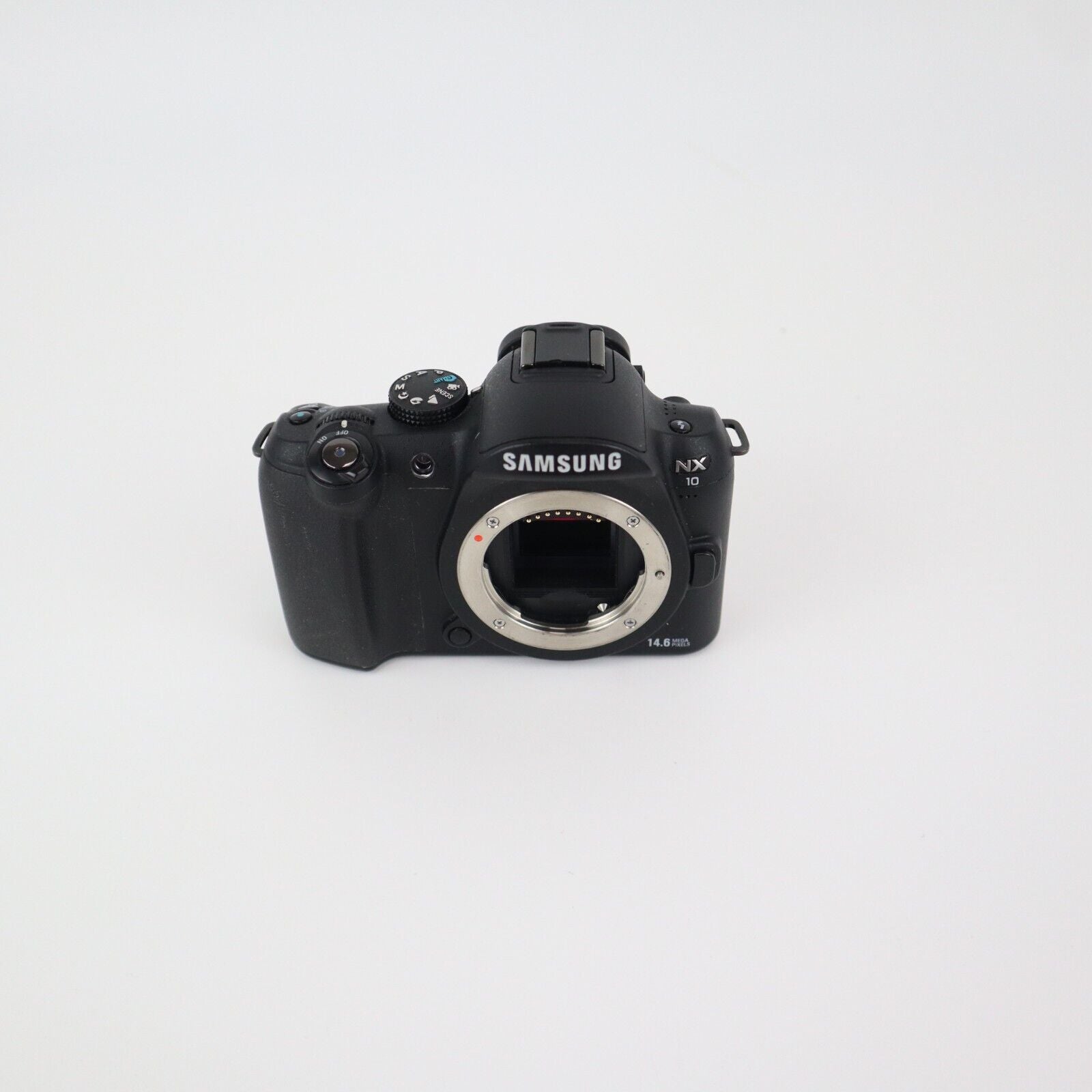 Samsung NX10 14.6MP Digital Camera Body - 24HR POSTAGE