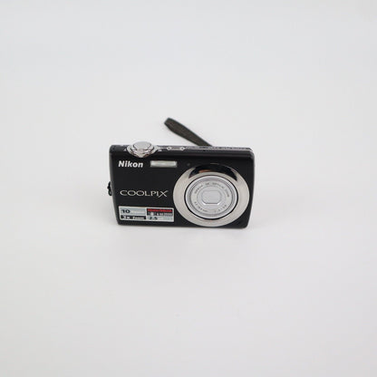 Nikon Coolpix S220  *48HR DELIVERY*