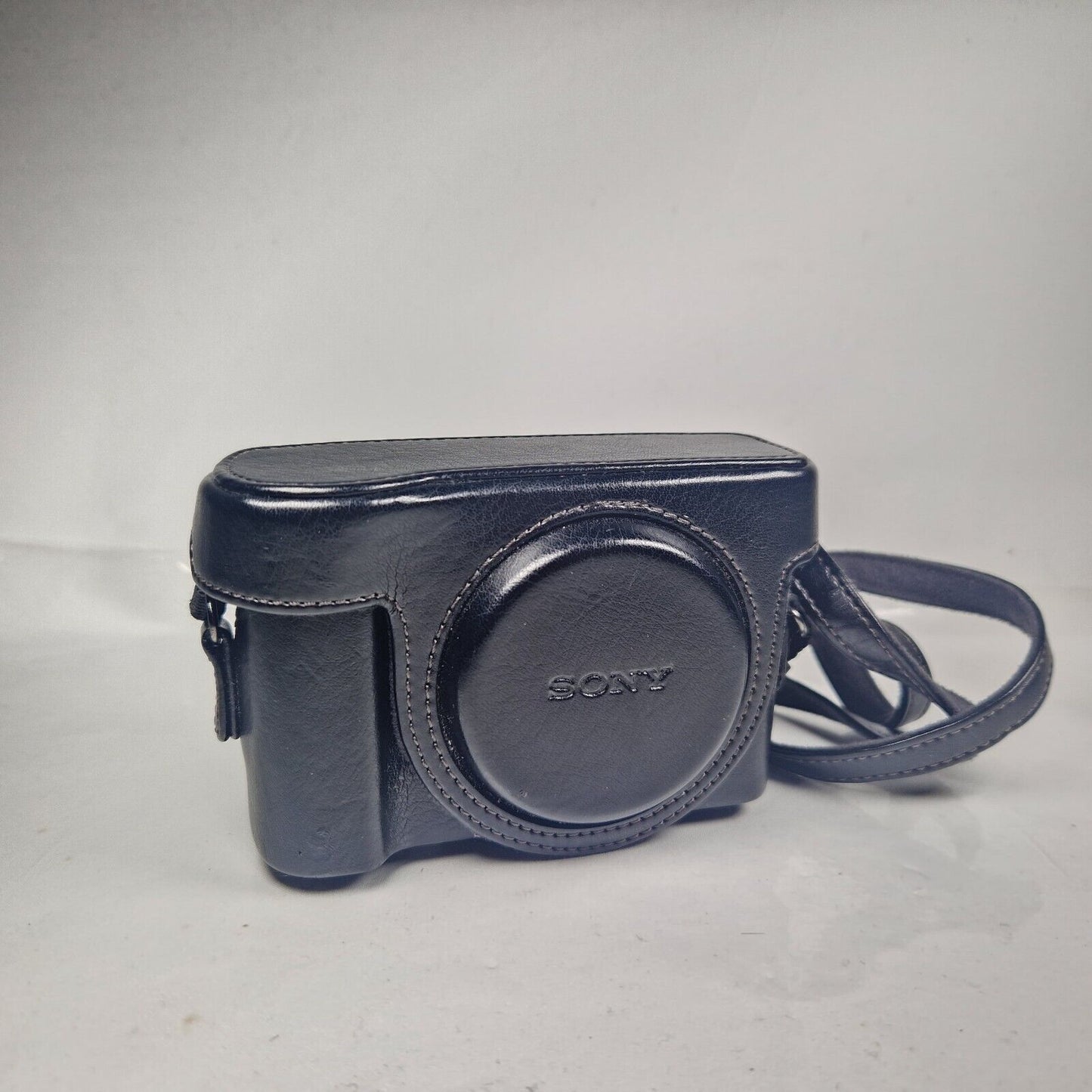 Sony Cyber-Shot DSC-HX60V Camera -with GENUINE SONY CASE - 24HR POST