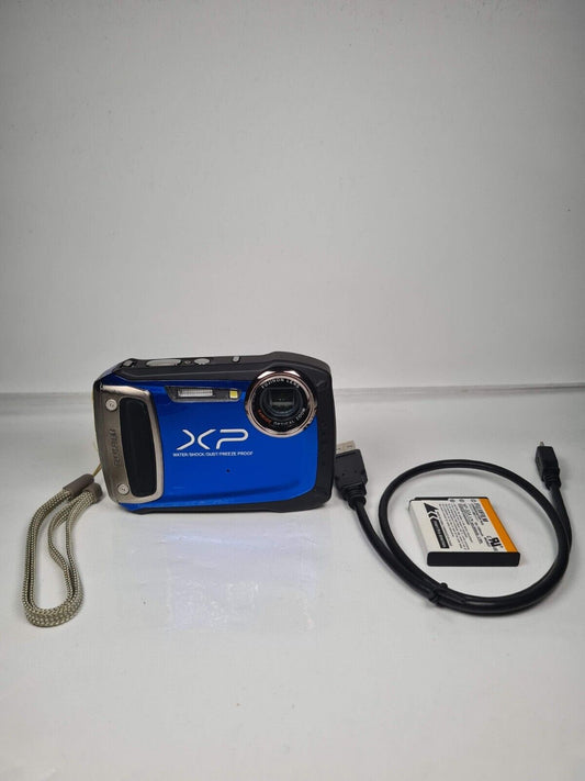 Fujifilm FinePix XP100 Waterproof Digital Camera *Next Day Post*