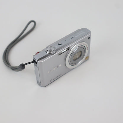 Panasonic LUMIX DMC-FX37 Digital Camera - FULL KIT - NEXT DAY POST