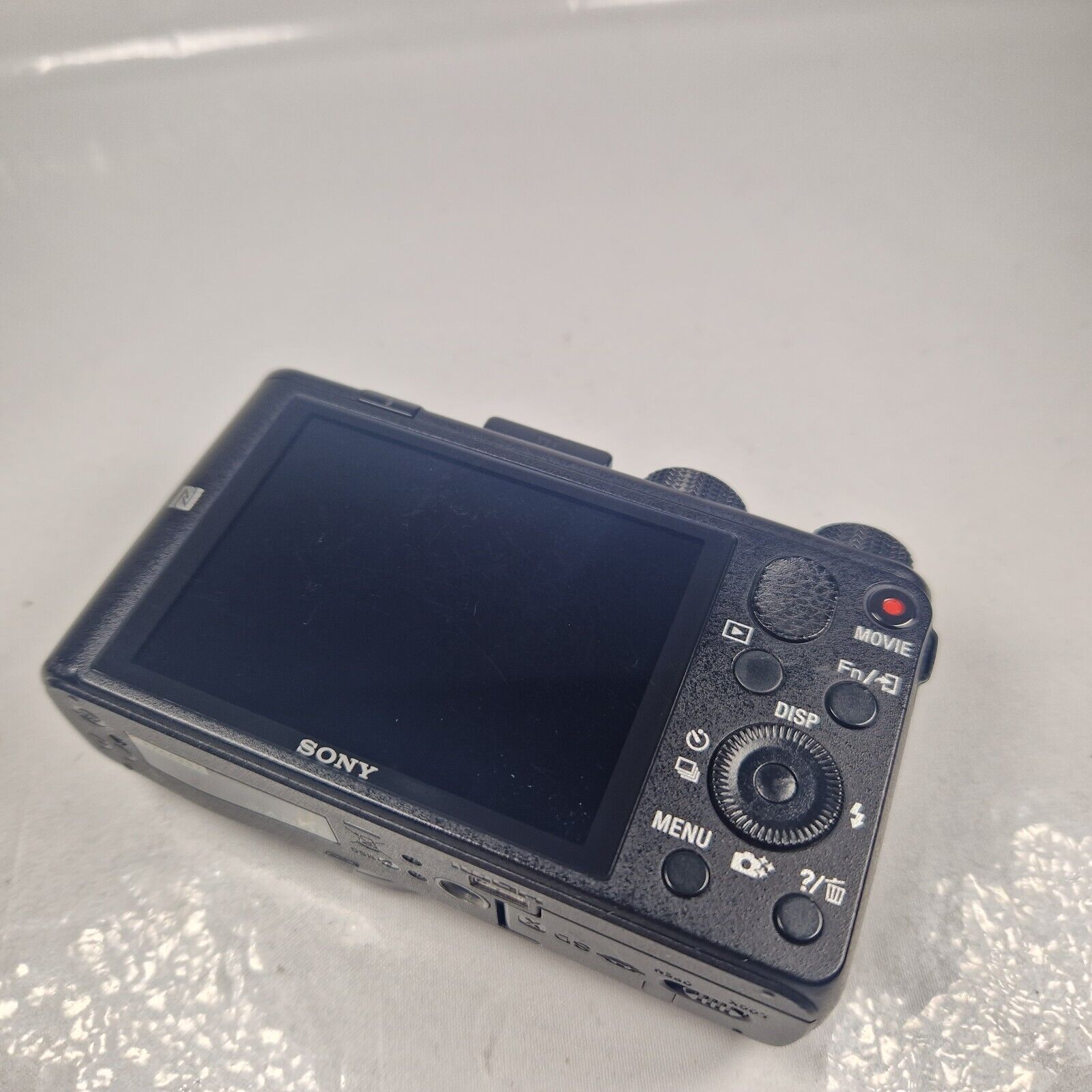 Sony Cyber-Shot DSC-HX60V Camera -with GENUINE SONY CASE - 24HR POST